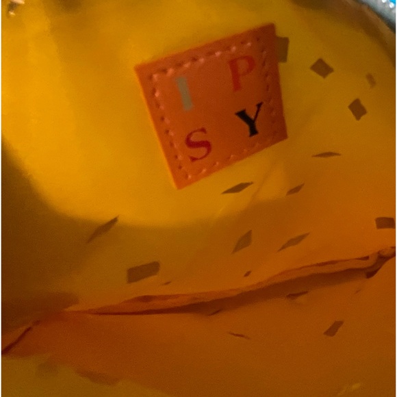 Blue ombré Ipsy cosmetic bag. Approximately 5 x 6“. Excellent condition. - Picture 9 of 9